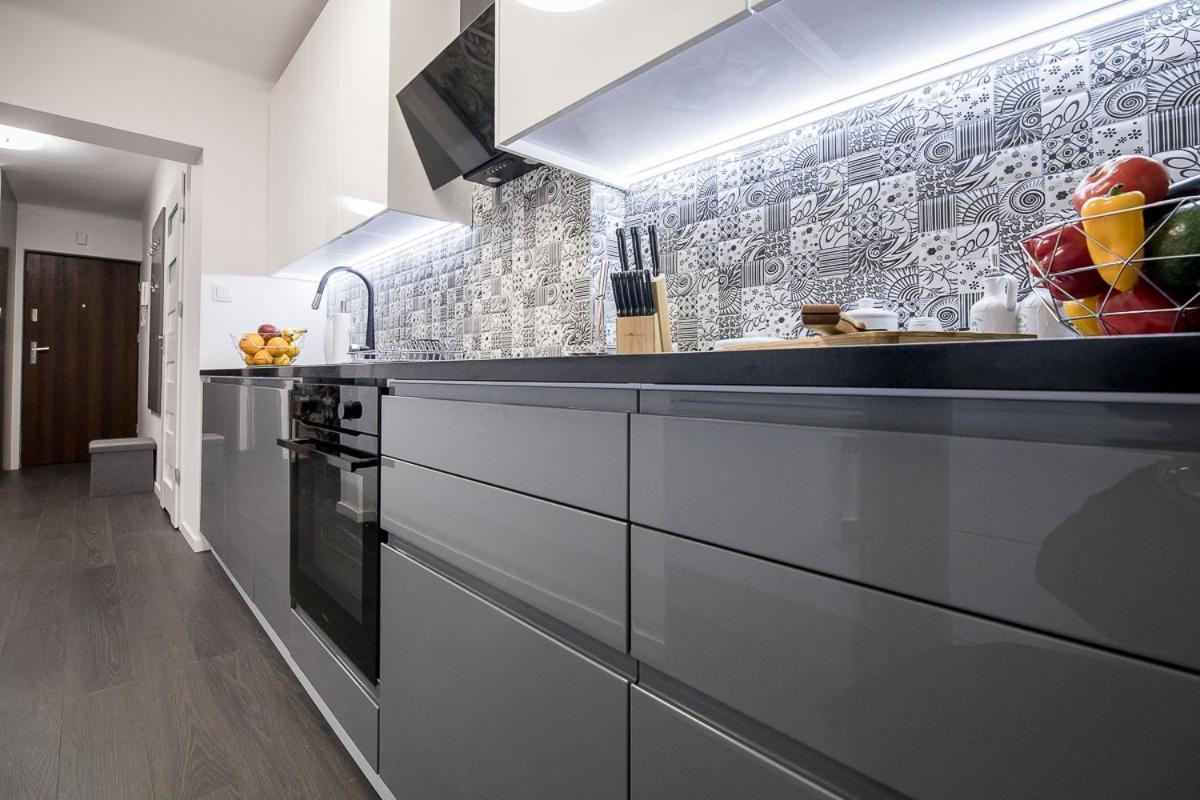 Nowoczesny Apartament - Saska Kepa Daire Varşova Dış mekan fotoğraf